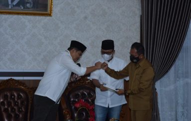 Ketua DPRD Provinsi Lampung Kunjungi Pemkab Lamteng, Bupati Diminta Berinovasi Dalam Menekan Angka Penularan Covid-19