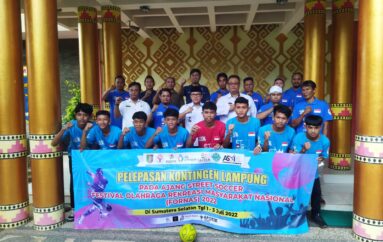 Wali Kota Metro Lepas Tim Street Soccer ke Fornas Palembang